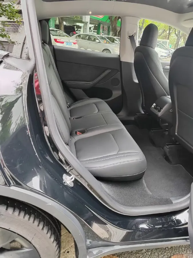 2021 Tesla Model Y BEV 60KWH,autocango,china used car exporter,china ev exporter,chinese used car exporter,chinese used ev exporter