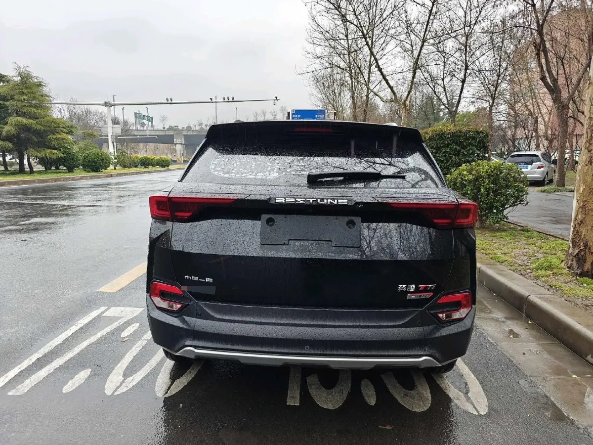2021 Bestune T77 1.5T 169HP L4 7DCT,autocango,china used car exporter,china ev exporter,chinese used car exporter,chinese used ev exporter