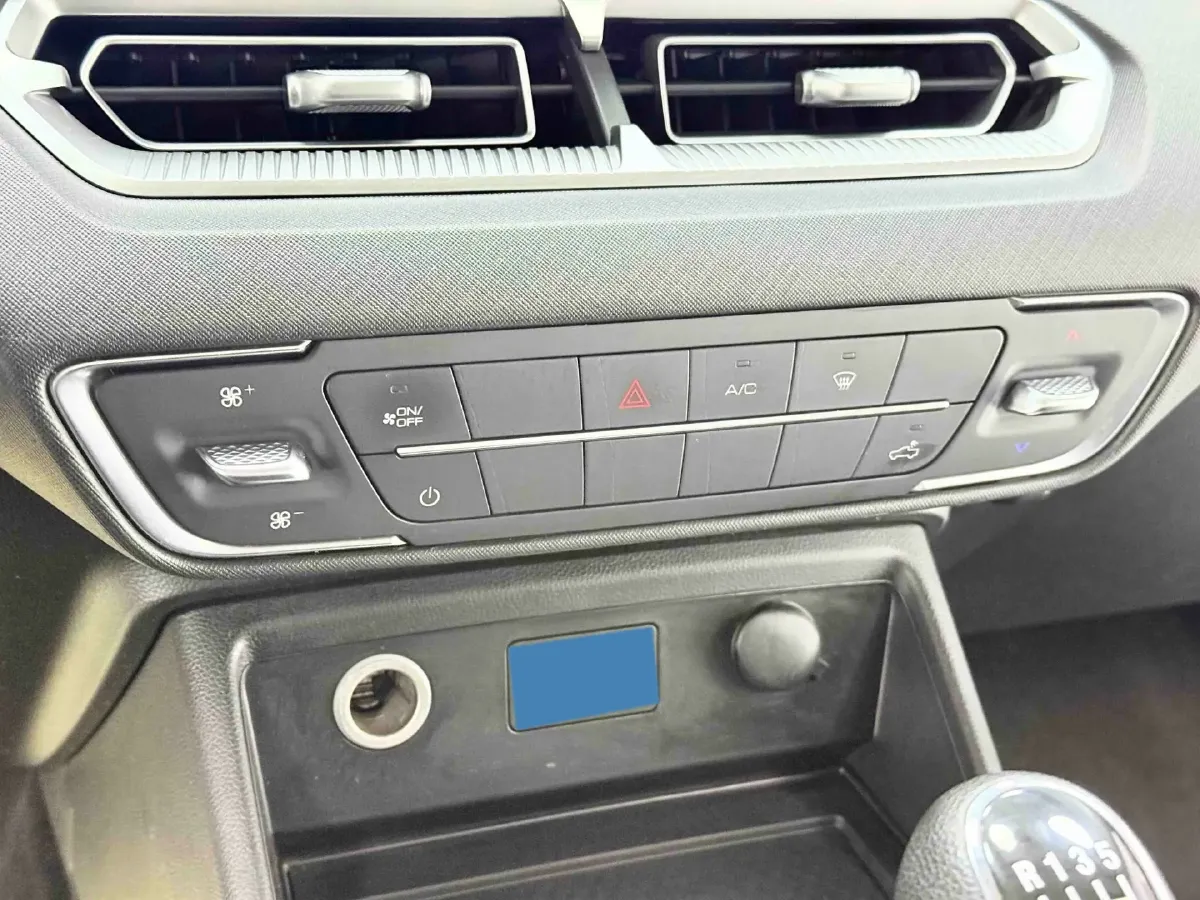 2022 Great Wall Poer King Kong 2.0T 163HP L4 6MT,autocango,china used car exporter,china ev exporter,chinese used car exporter,chinese used ev exporter