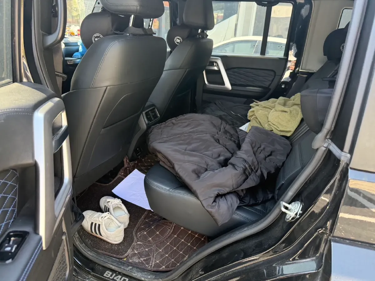 2024 Beijing BJ40 2.0T 224HP L4 8AT,autocango,china used car exporter,china ev exporter,chinese used car exporter,chinese used ev exporter