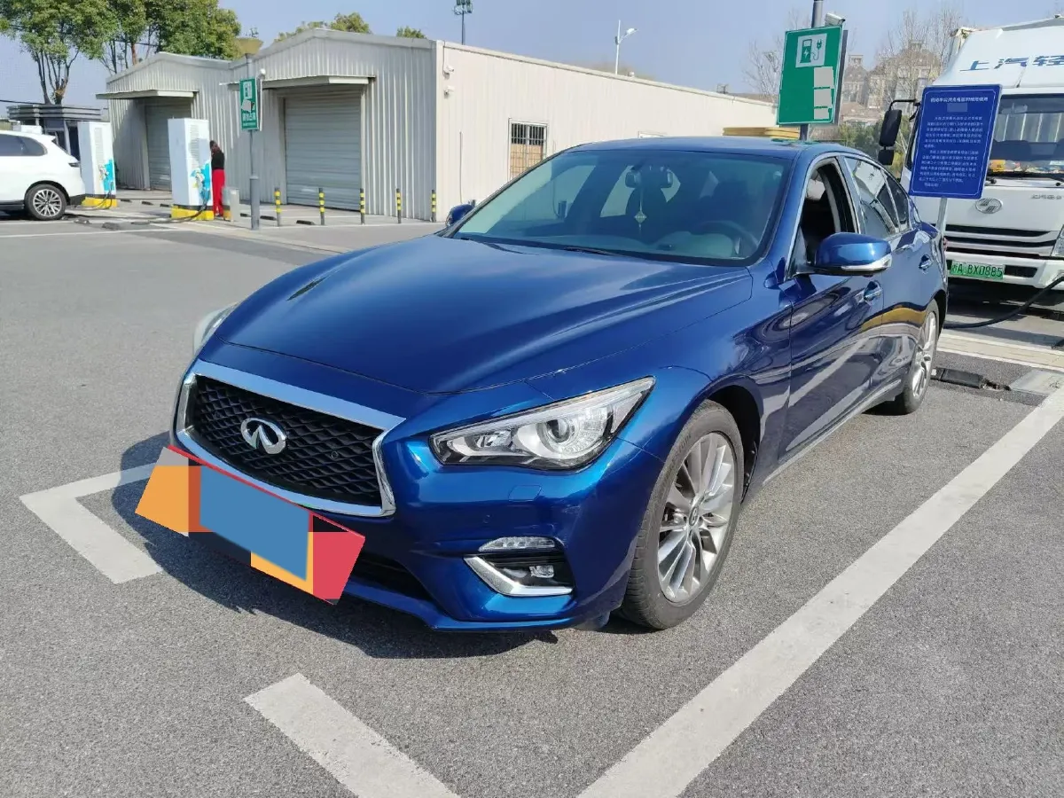 2018 Jeep Grand Commander 2.0T 265HP L4 9AT,autocango,china used car exporter,china ev exporter,chinese used car exporter,chinese used ev exporter