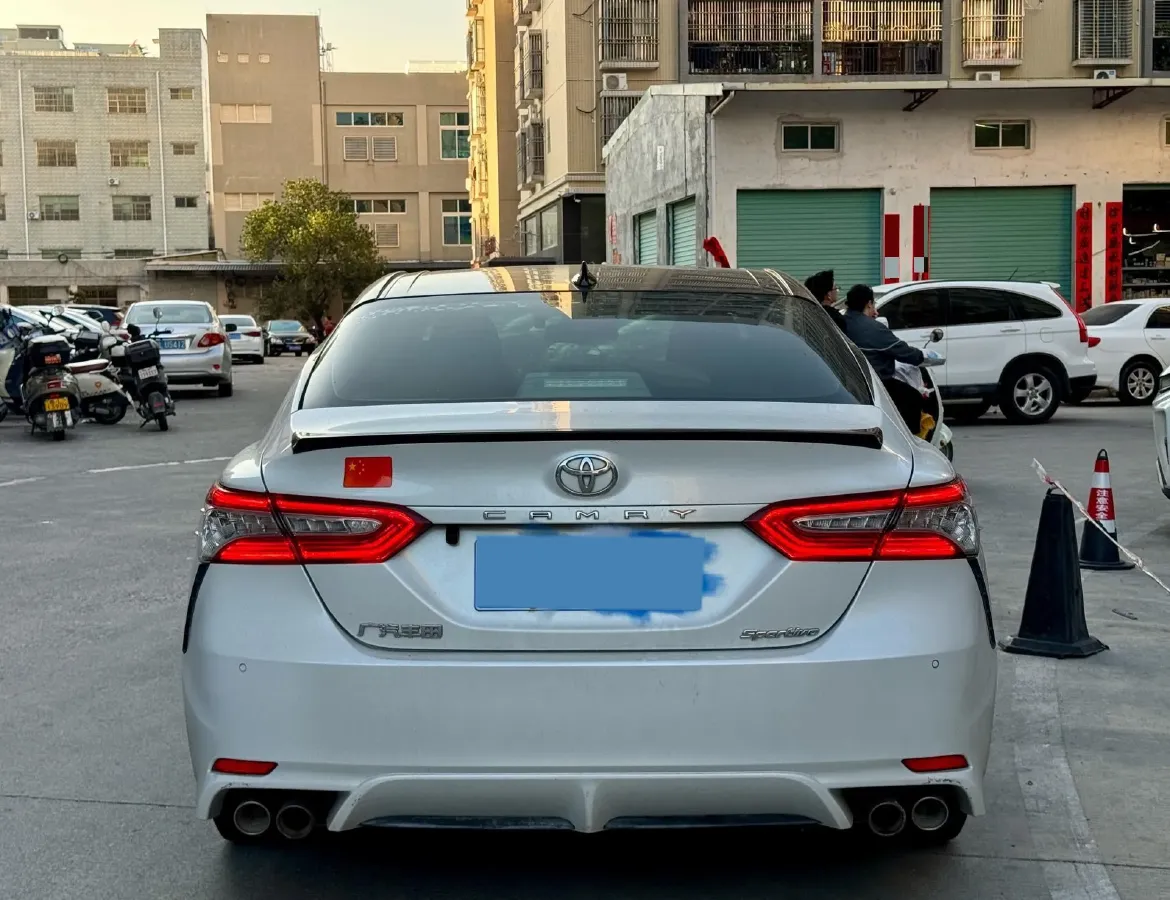2021 Toyota Camry 2.5L 209HP L4 8AT,autocango,china used car exporter,china ev exporter,chinese used car exporter,chinese used ev exporter