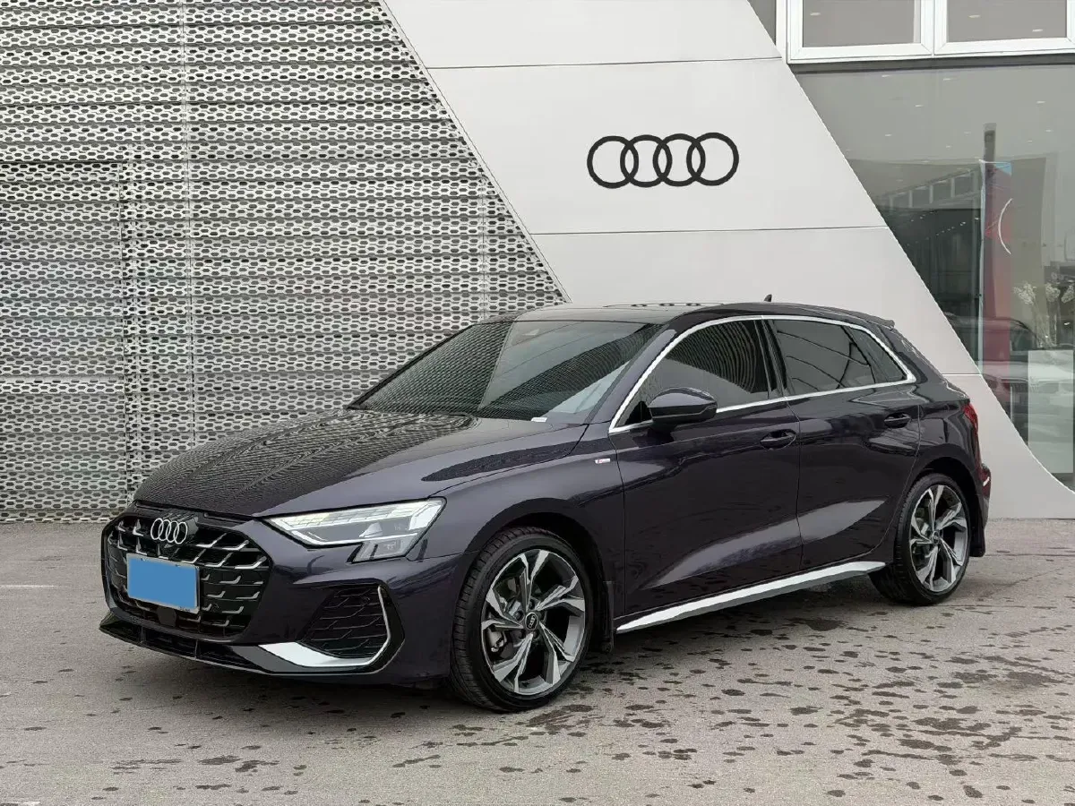 2025 Audi A3 1.5T 160HP L4 7DCT,autocango,china used car exporter,china ev exporter,chinese used car exporter,chinese used ev exporter