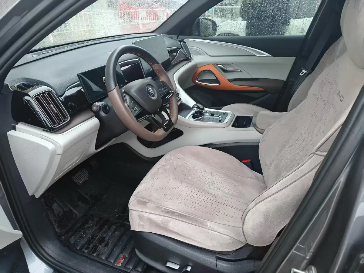 2022 Ruichi Auto EC31 BEV 41.932KWH,autocango,china used car exporter,china ev exporter,chinese used car exporter,chinese used ev exporter