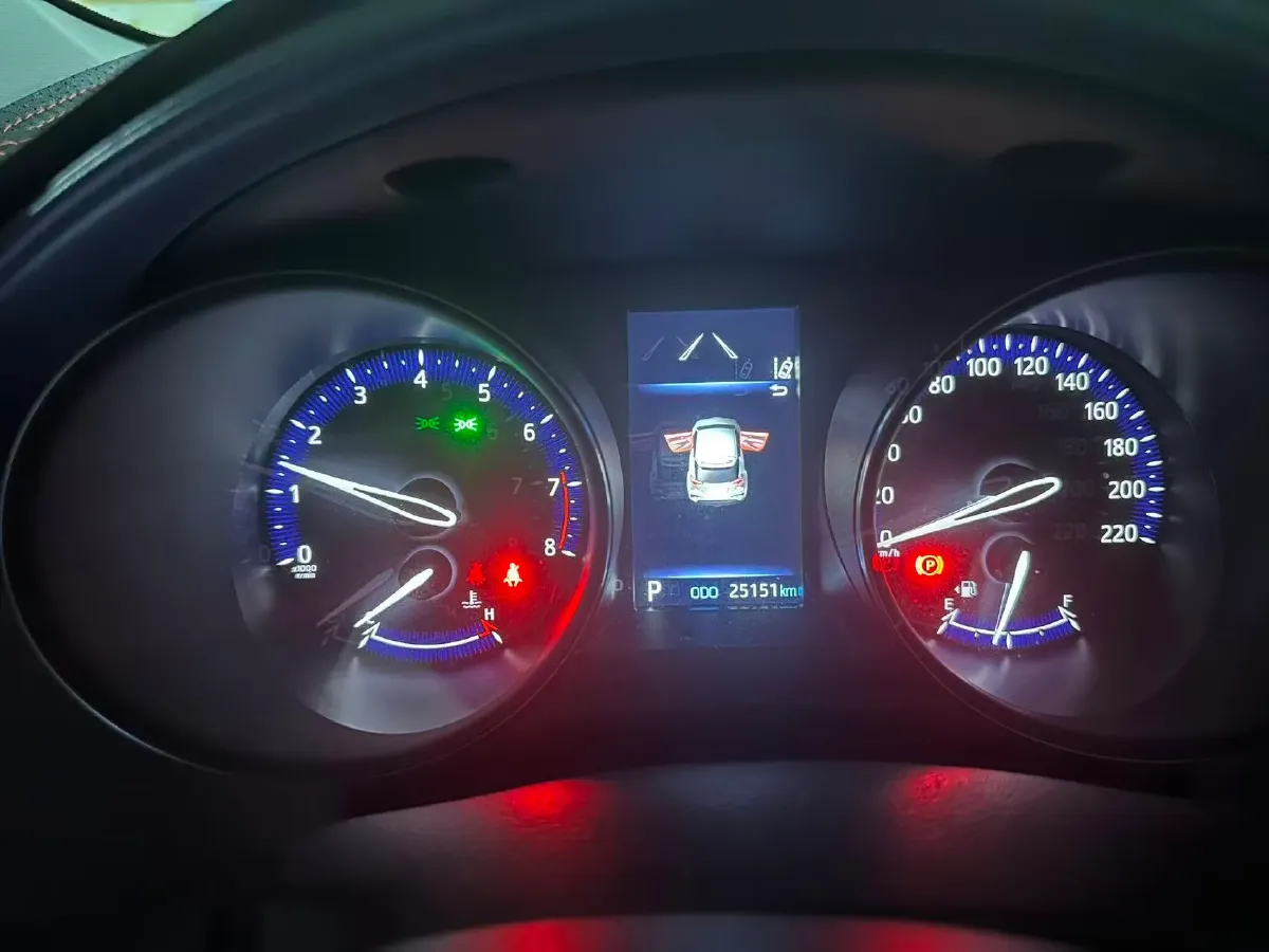 2022 Toyota C-HR 2.0L 171HP L4 CVT,autocango,china used car exporter,china ev exporter,chinese used car exporter,chinese used ev exporter