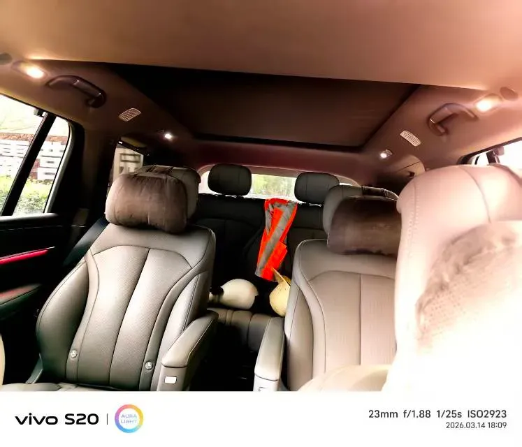 2025 Denza DenzaN9 2.0T 207HP L4 E-CVT PHEV,autocango,china used car exporter,china ev exporter,chinese used car exporter,chinese used ev exporter