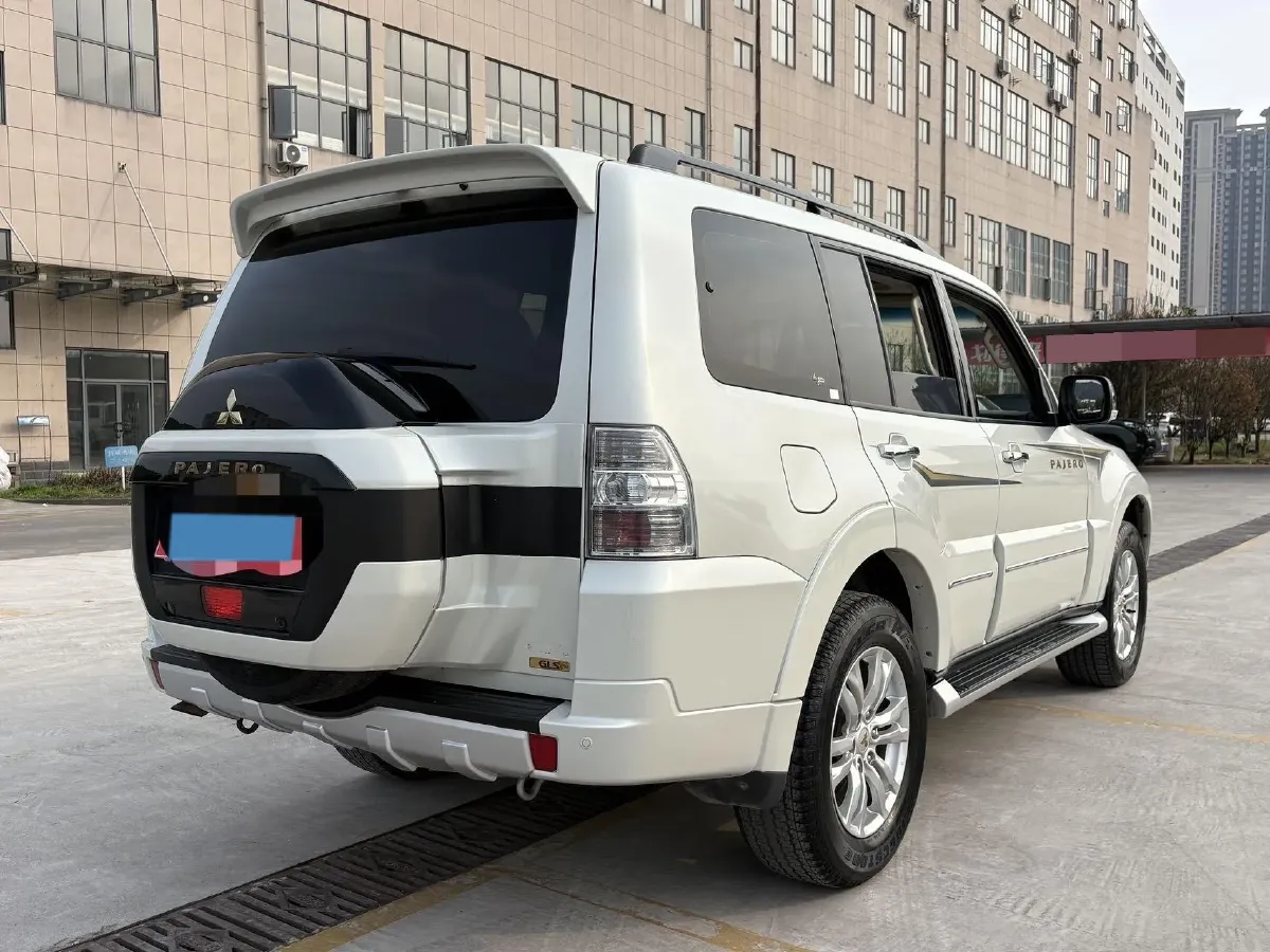 2017 Honda Jade 1.8L 141HP L4 5AT,autocango,china used car exporter,china ev exporter,chinese used car exporter,chinese used ev exporter