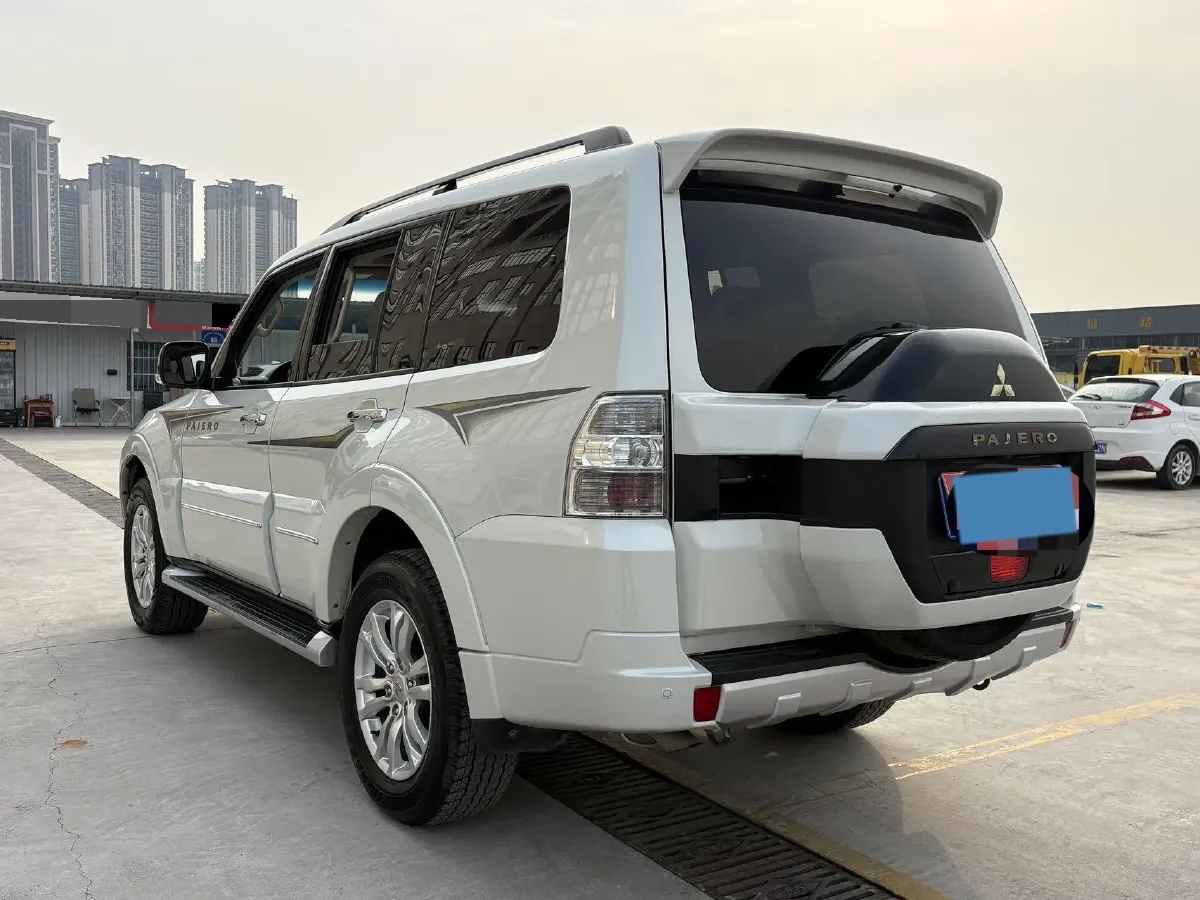 2017 Honda Jade 1.8L 141HP L4 5AT,autocango,china used car exporter,china ev exporter,chinese used car exporter,chinese used ev exporter