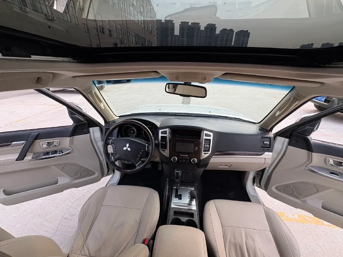 2017 Honda Jade 1.8L 141HP L4 5AT,autocango,china used car exporter,china ev exporter,chinese used car exporter,chinese used ev exporter