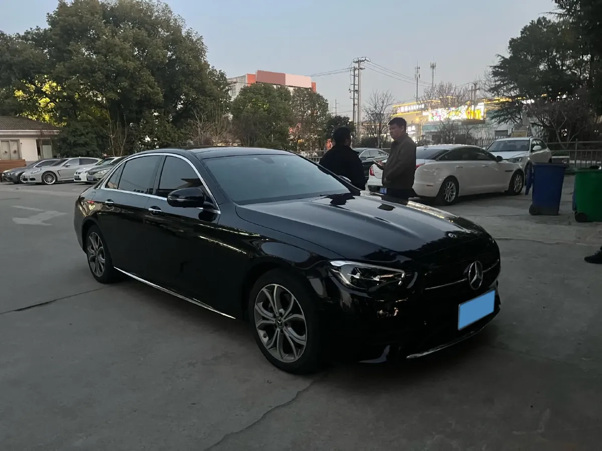 2021 Mercedes-Benz E Class 2.0T 258HP L4 9AT,autocango,china used car exporter,china ev exporter,chinese used car exporter,chinese used ev exporter