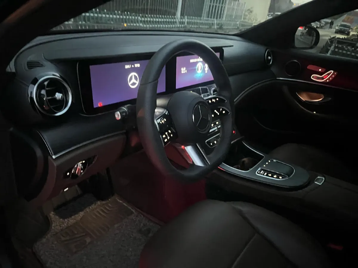 2021 Mercedes-Benz E Class 2.0T 258HP L4 9AT,autocango,china used car exporter,china ev exporter,chinese used car exporter,chinese used ev exporter