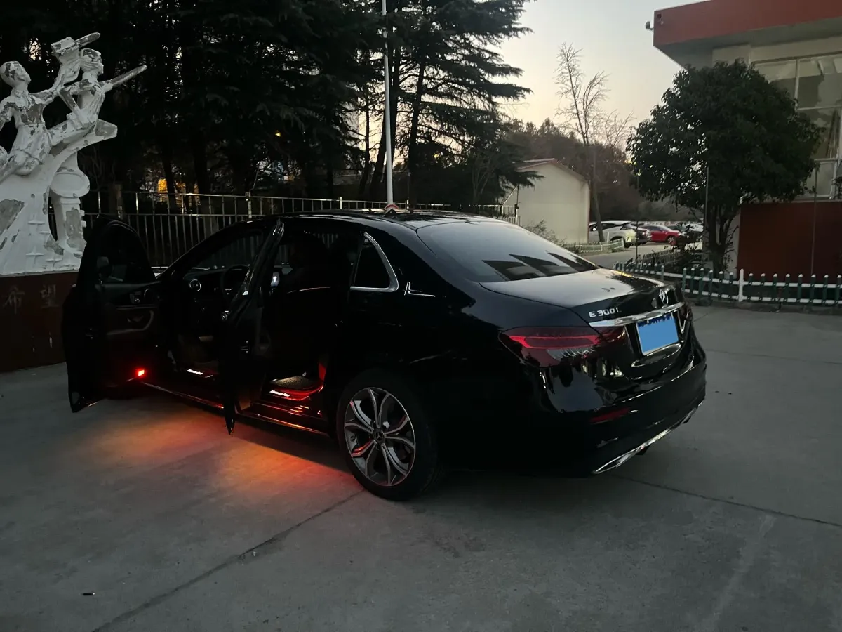 2021 Mercedes-Benz E Class 2.0T 258HP L4 9AT,autocango,china used car exporter,china ev exporter,chinese used car exporter,chinese used ev exporter