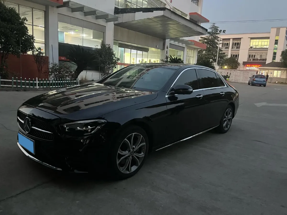 2021 Mercedes-Benz E Class 2.0T 258HP L4 9AT,autocango,china used car exporter,china ev exporter,chinese used car exporter,chinese used ev exporter