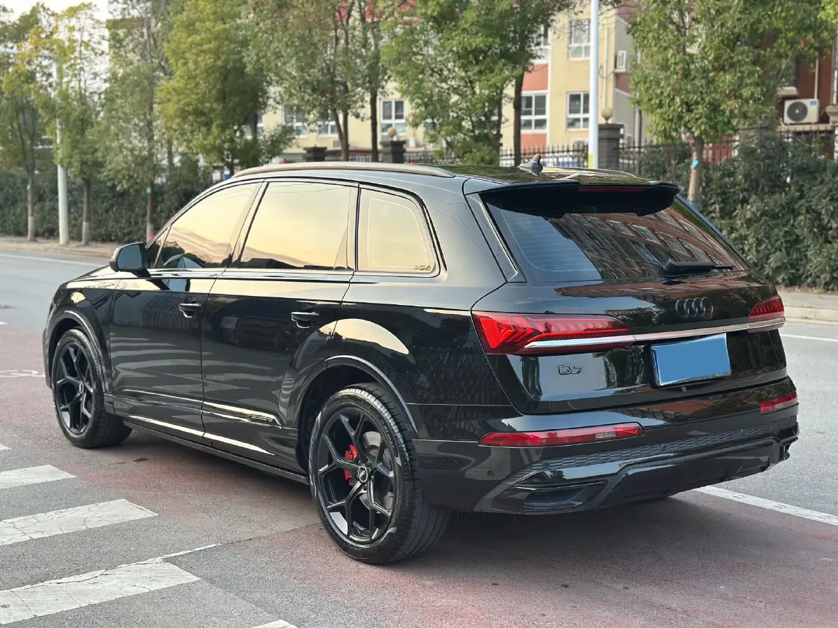 2020 Audi Q7 3.0T 340HP V6 8AT,autocango,china used car exporter,china ev exporter,chinese used car exporter,chinese used ev exporter
