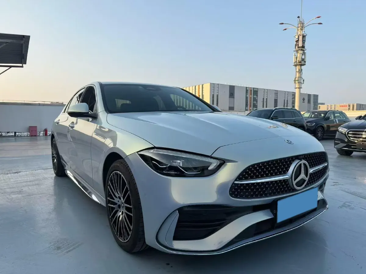 2023 Mercedes-Benz C Class 1.5T 170HP L4 9AT,autocango,china used car exporter,china ev exporter,chinese used car exporter,chinese used ev exporter
