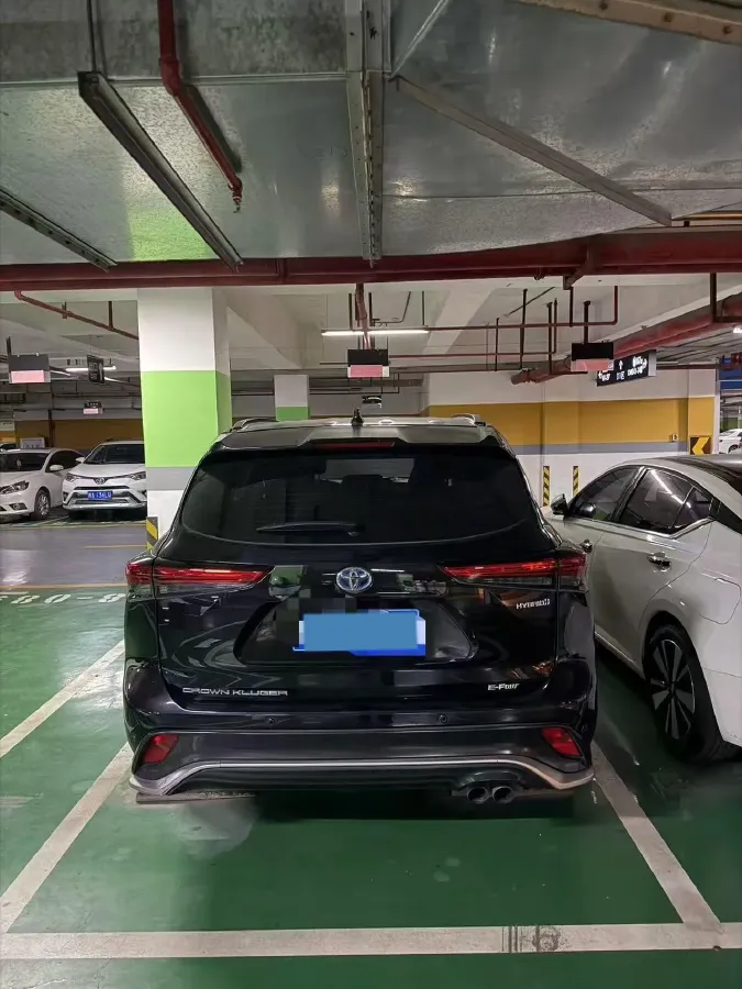 2022 Toyota Crown Kluger 2.5L 192HP L4 E-CVT Hybrid,autocango,china used car exporter,china ev exporter,chinese used car exporter,chinese used ev exporter