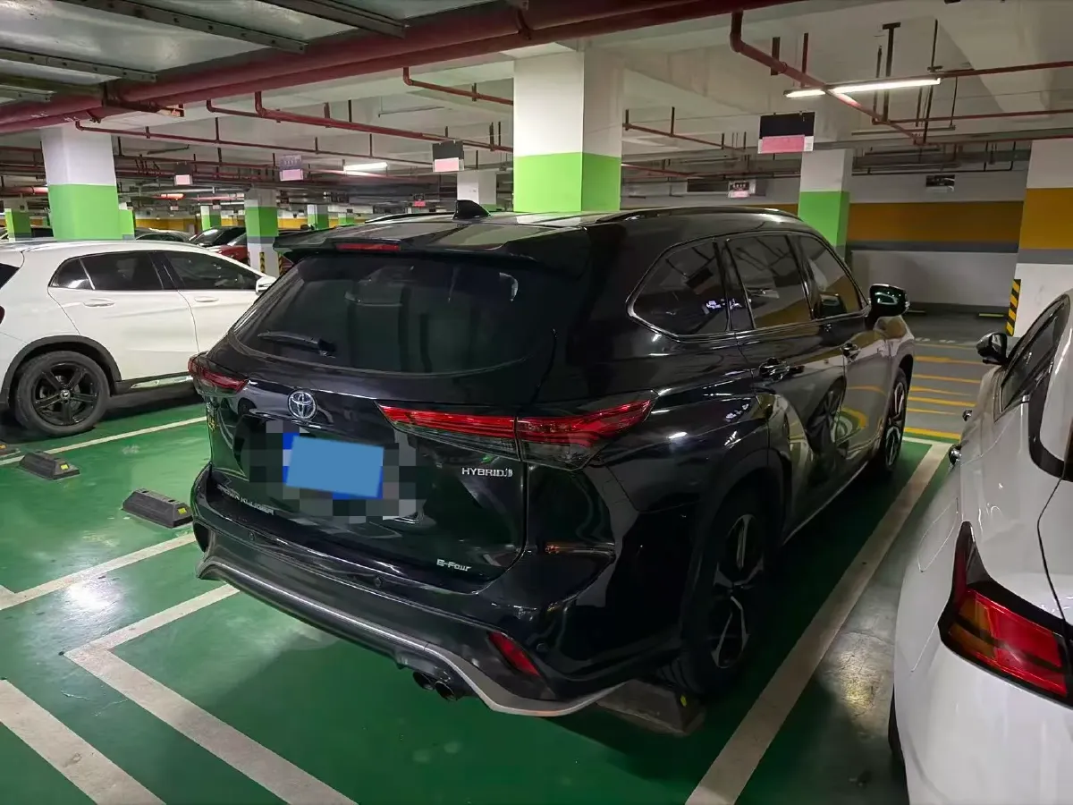 2022 Toyota Crown Kluger 2.5L 192HP L4 E-CVT Hybrid,autocango,china used car exporter,china ev exporter,chinese used car exporter,chinese used ev exporter