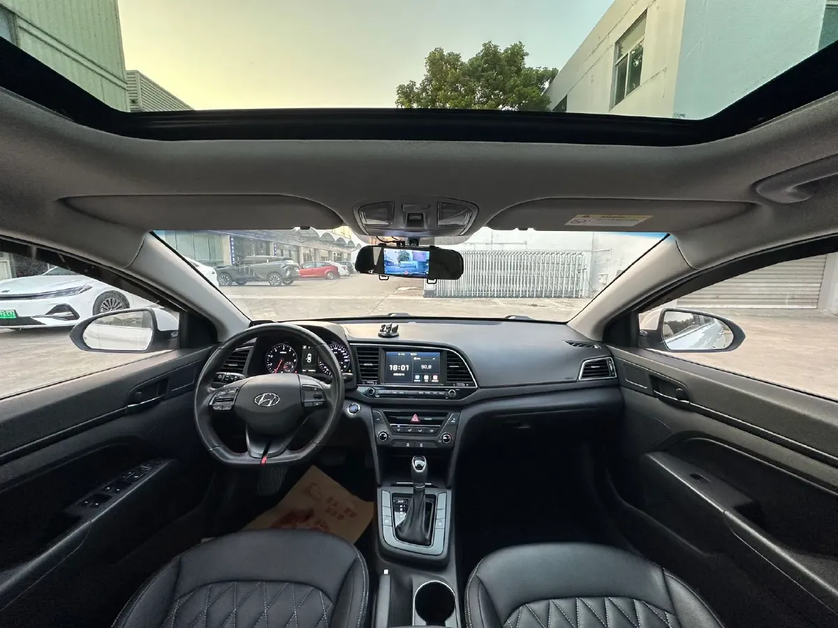 2018 Hyundai Elantra 1.4T 130HP L4 7DCT,autocango,china used car exporter,china ev exporter,chinese used car exporter,chinese used ev exporter