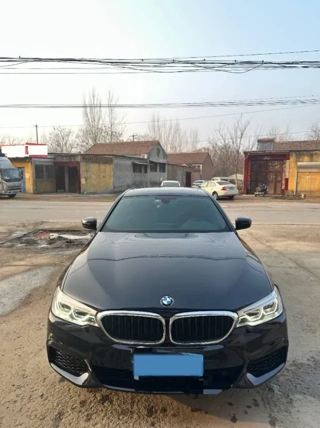 2020 BMW 5 Series 2.0T 252HP L4 8AT,autocango,china used car exporter,china ev exporter,chinese used car exporter,chinese used ev exporter