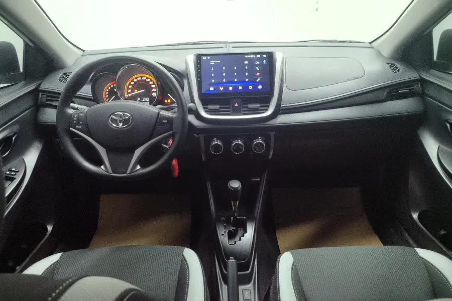 2022 Toyota Yaris L 1.5L 112HP L4 CVT,autocango,china used car exporter,china ev exporter,chinese used car exporter,chinese used ev exporter