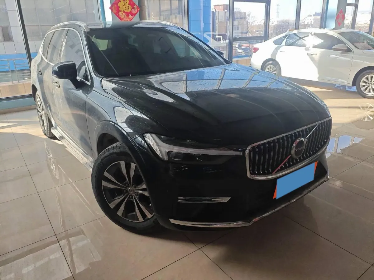 2023 Volvo XC60 2.0T 250HP L4 8AT,autocango,china used car exporter,china ev exporter,chinese used car exporter,chinese used ev exporter