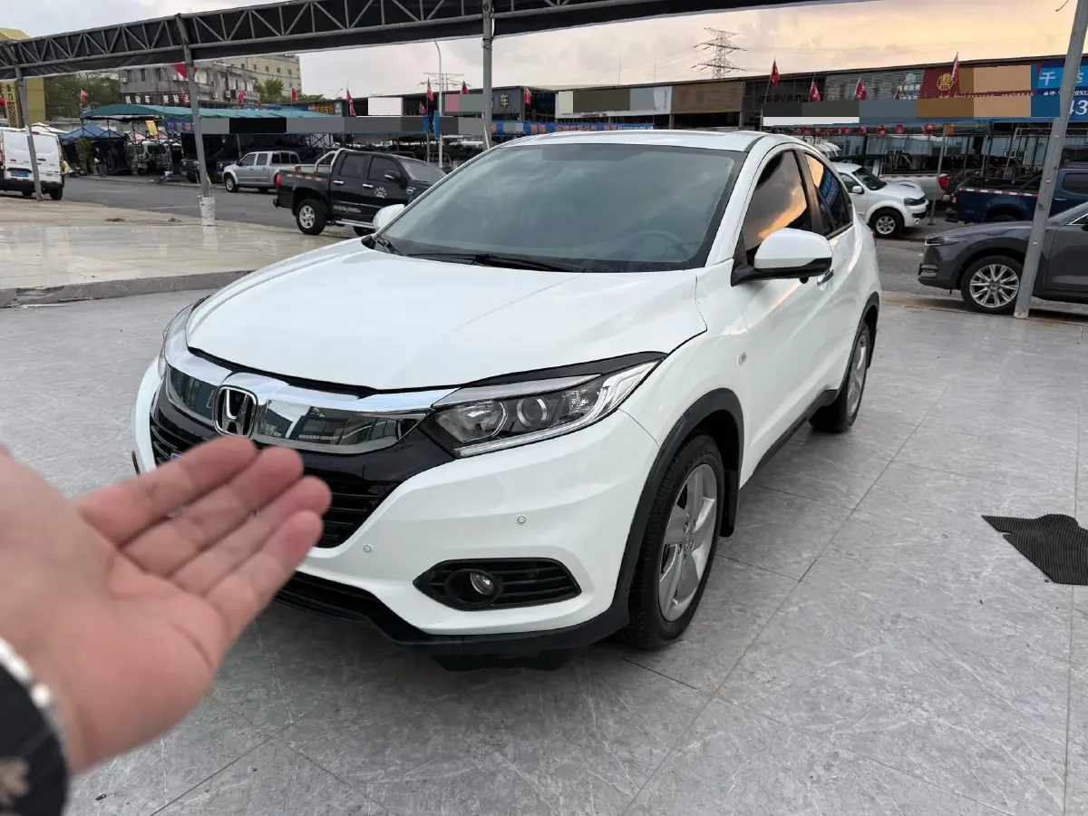 2019 Honda Vezel 1.5T 177HP L4 CVT,autocango,china used car exporter,china ev exporter,chinese used car exporter,chinese used ev exporter