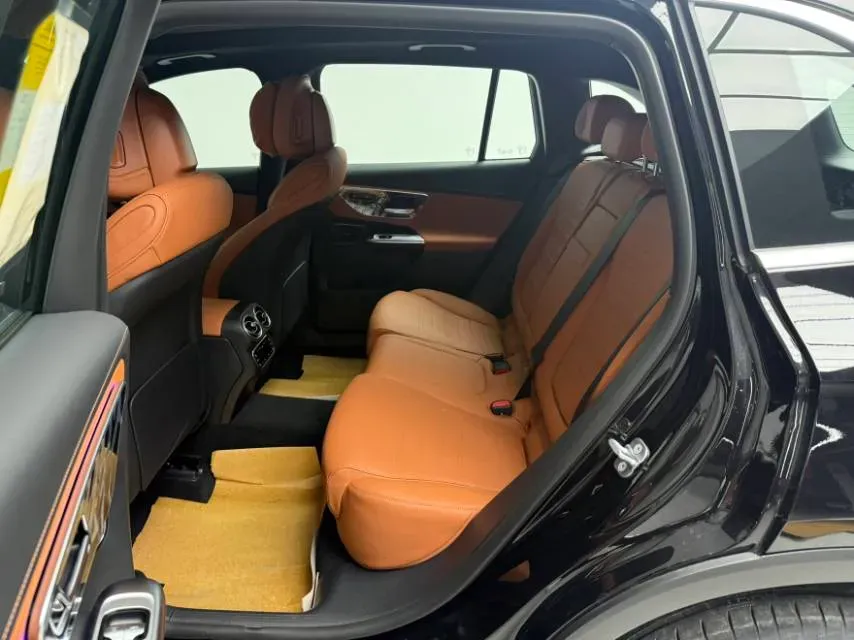 2026 Mercedes-Benz GLC Class 2.0T 204HP L4 9AT,autocango,china used car exporter,china ev exporter,chinese used car exporter,chinese used ev exporter