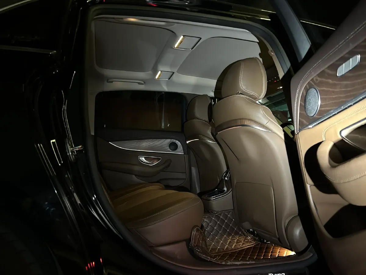 2021 Mercedes-Benz E Class 2.0T 197HP L4 9AT,autocango,china used car exporter,china ev exporter,chinese used car exporter,chinese used ev exporter