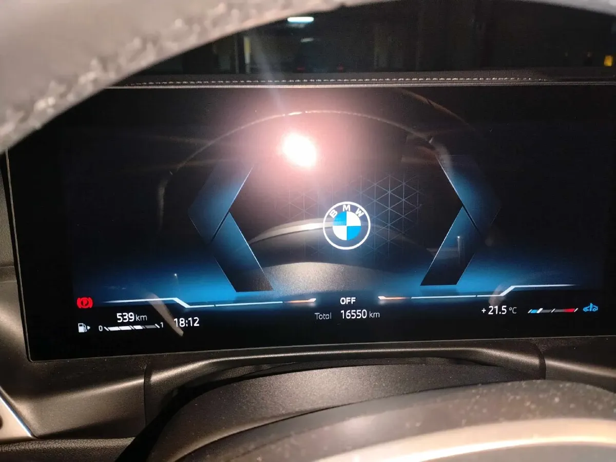 2025 BMW 3 Series 2.0T 245HP L4 8AT,autocango,china used car exporter,china ev exporter,chinese used car exporter,chinese used ev exporter