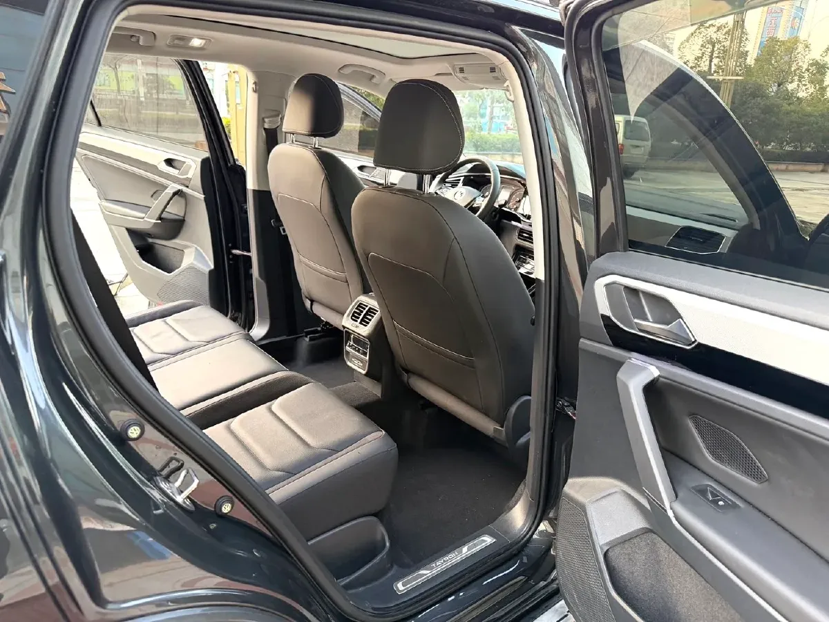 2021 Volkswagen Tayron 1.4T 150HP L4 7DCT,autocango,china used car exporter,china ev exporter,chinese used car exporter,chinese used ev exporter