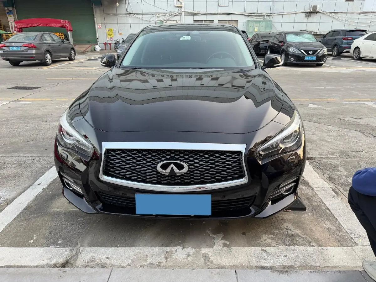 2014 Infiniti Q50 3.7L 351HP V6 7AT,autocango,china used car exporter,china ev exporter,chinese used car exporter,chinese used ev exporter