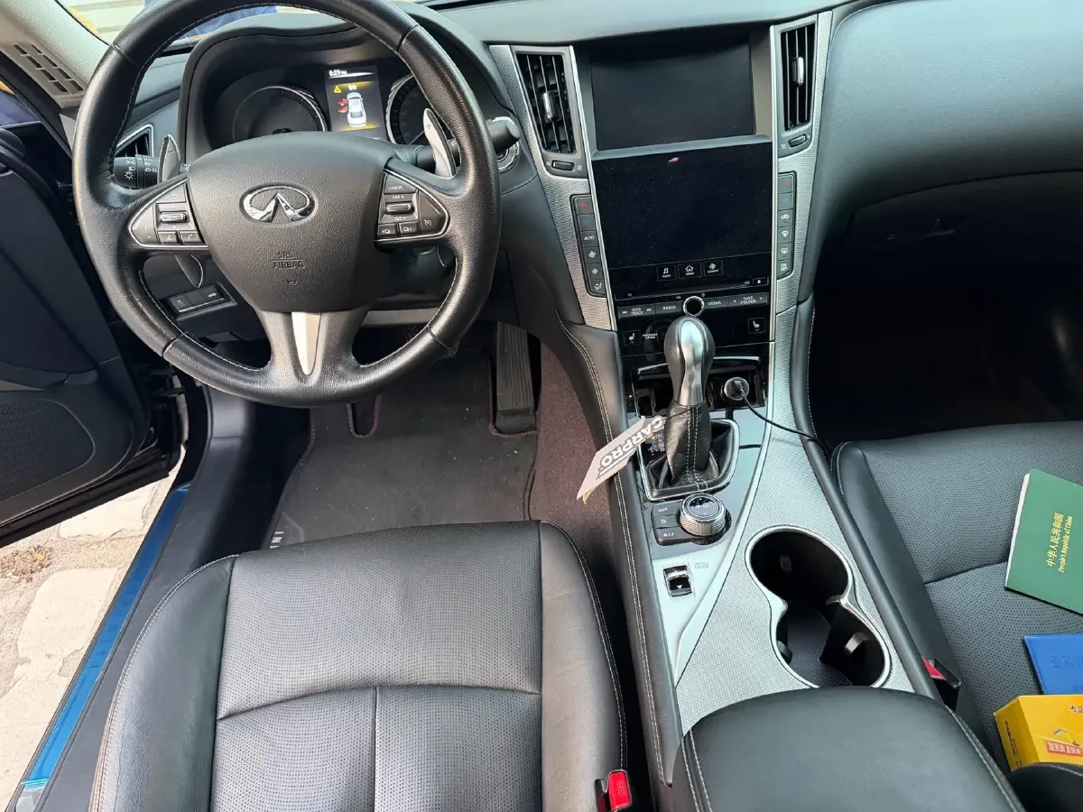 2014 Infiniti Q50 3.7L 351HP V6 7AT,autocango,china used car exporter,china ev exporter,chinese used car exporter,chinese used ev exporter