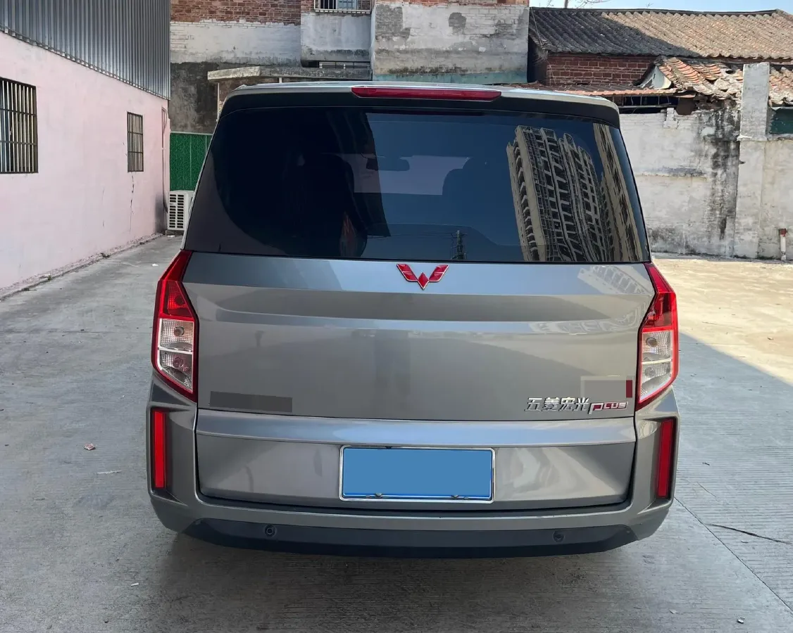 2021 WuLing HongGuang Plus 1.5L 99HP L4 6MT,autocango,china used car exporter,china ev exporter,chinese used car exporter,chinese used ev exporter