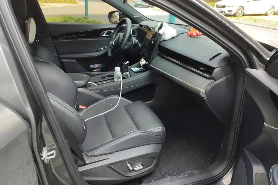 2023 MAXUS G50 1.5T 181HP L4 7DCT,autocango,china used car exporter,china ev exporter,chinese used car exporter,chinese used ev exporter