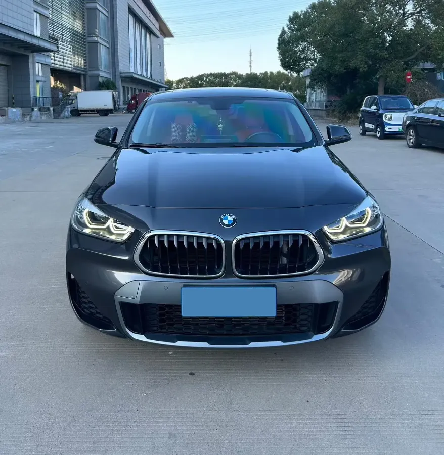 2022 BMW X2 2.0T 192HP L4 7DCT,autocango,china used car exporter,china ev exporter,chinese used car exporter,chinese used ev exporter