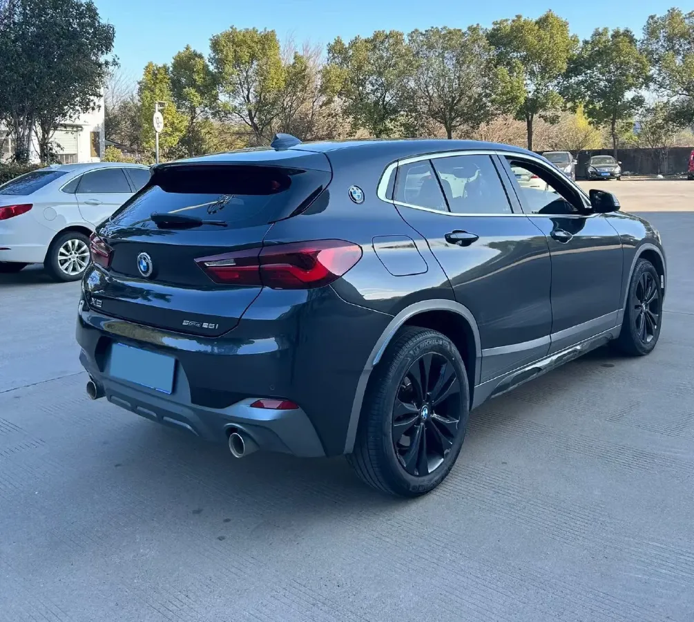 2022 BMW X2 2.0T 192HP L4 7DCT,autocango,china used car exporter,china ev exporter,chinese used car exporter,chinese used ev exporter