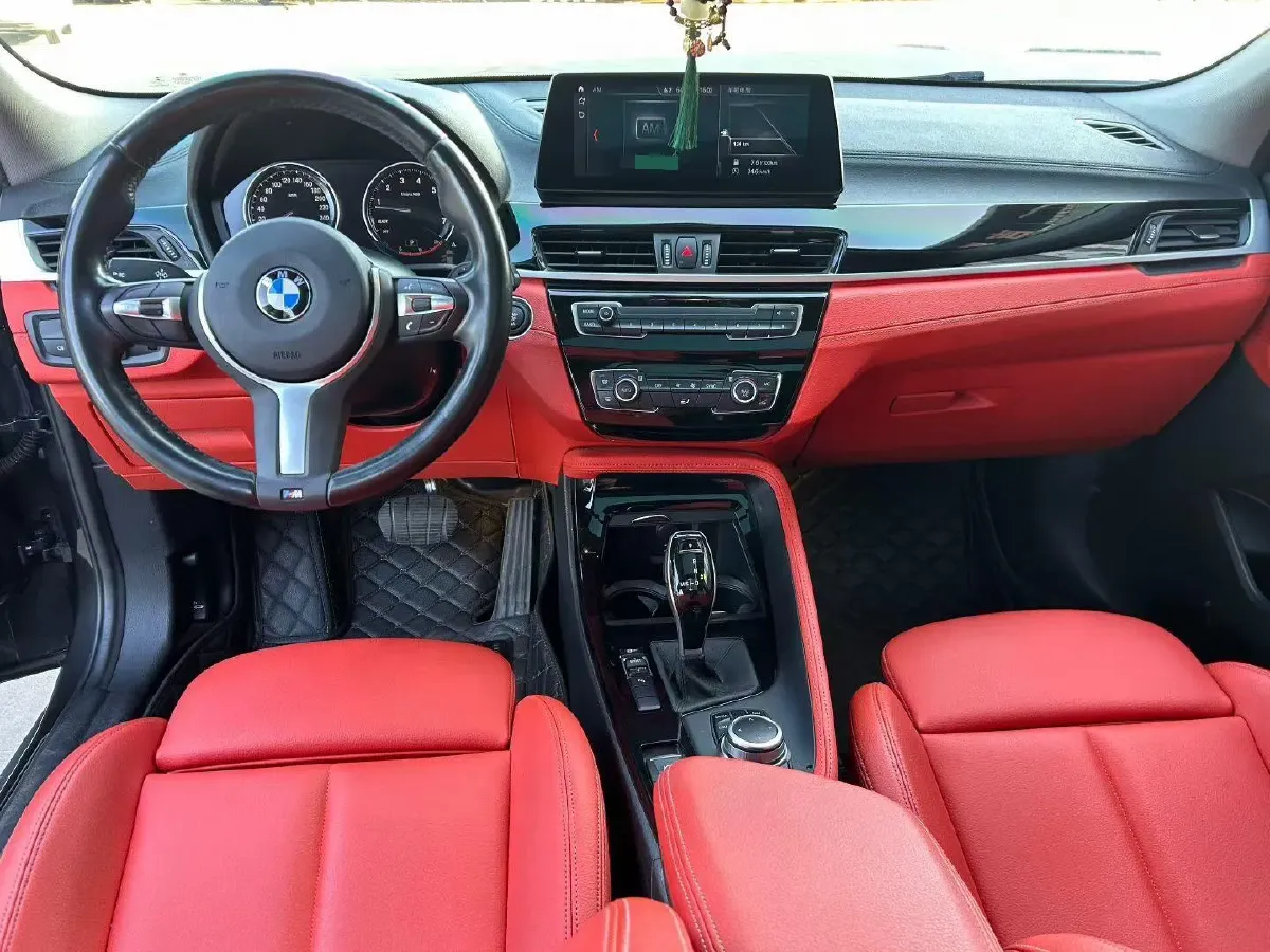 2022 BMW X2 2.0T 192HP L4 7DCT,autocango,china used car exporter,china ev exporter,chinese used car exporter,chinese used ev exporter