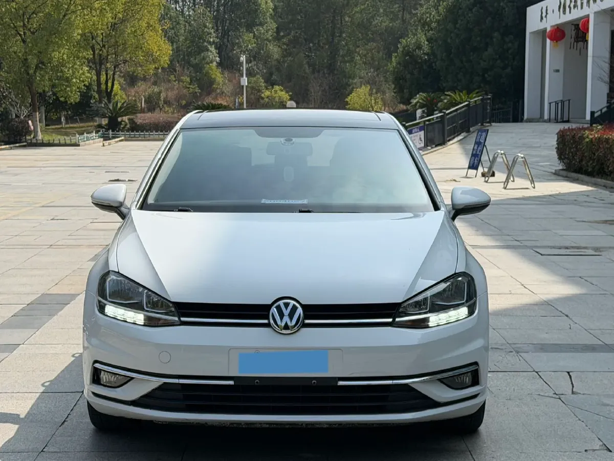 2018 Volkswagen Golf 1.4T 131HP L4 7DCT,autocango,china used car exporter,china ev exporter,chinese used car exporter,chinese used ev exporter