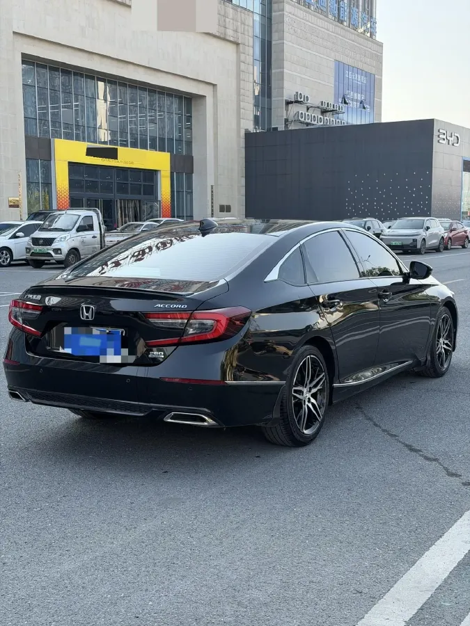 2022 Honda Accord 1.5T 194HP L4 CVT,autocango,china used car exporter,china ev exporter,chinese used car exporter,chinese used ev exporter