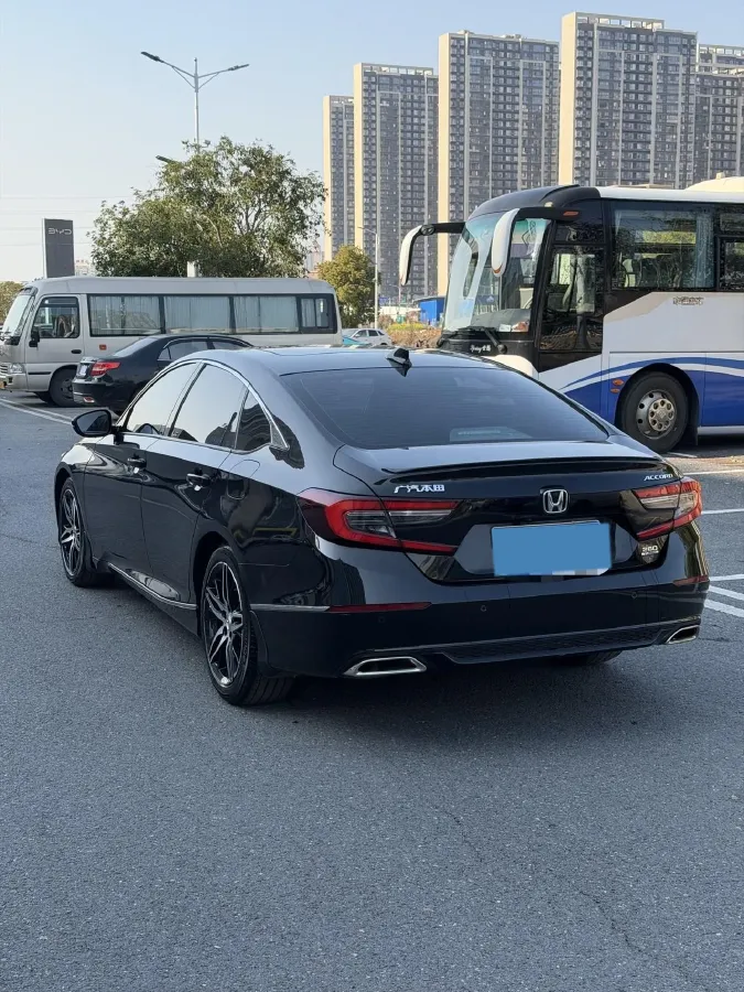 2022 Honda Accord 1.5T 194HP L4 CVT,autocango,china used car exporter,china ev exporter,chinese used car exporter,chinese used ev exporter