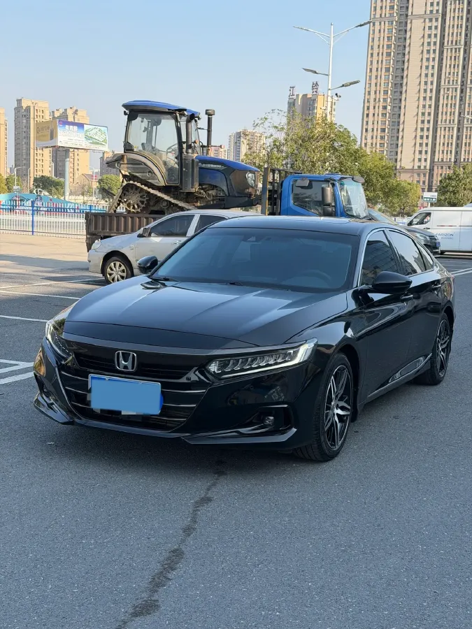 2022 Honda Accord 1.5T 194HP L4 CVT,autocango,china used car exporter,china ev exporter,chinese used car exporter,chinese used ev exporter