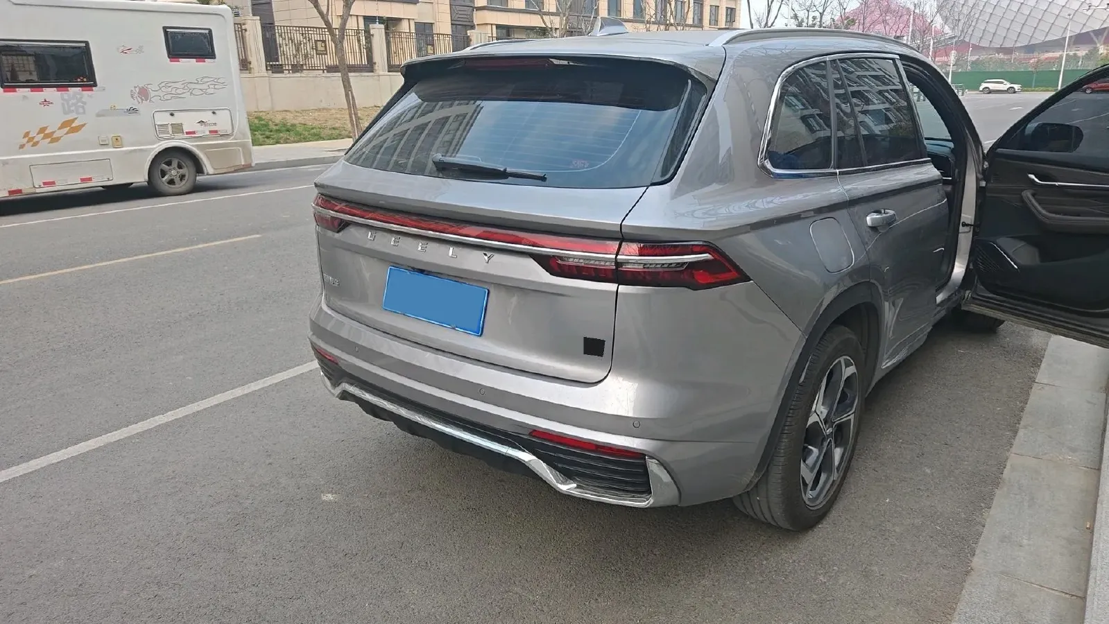 2025 Geely Monjaro 2.0T 238HP L4 8AT,autocango,china used car exporter,china ev exporter,chinese used car exporter,chinese used ev exporter