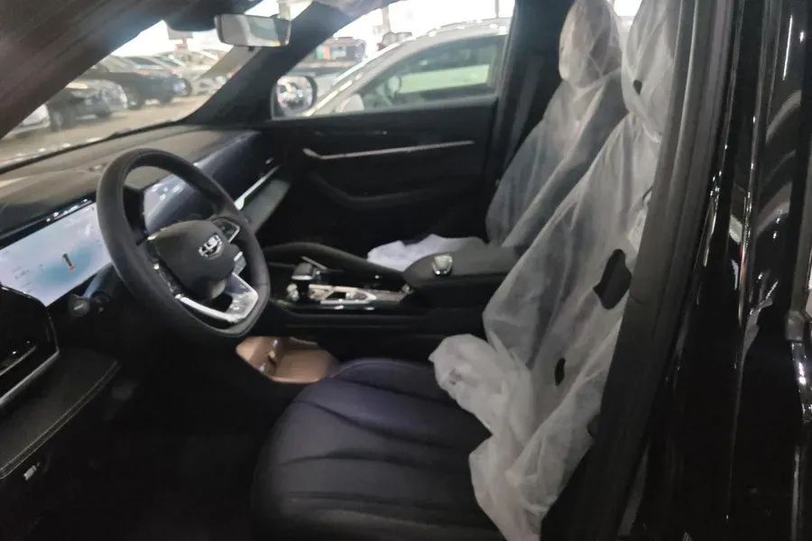 2024 Geely Monjaro 2.0T 218HP L4 7DCT,autocango,china used car exporter,china ev exporter,chinese used car exporter,chinese used ev exporter