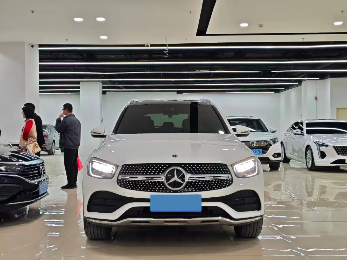 2021 Mercedes-Benz GLC Class 2.0T 258HP L4 9AT,autocango,china used car exporter,china ev exporter,chinese used car exporter,chinese used ev exporter