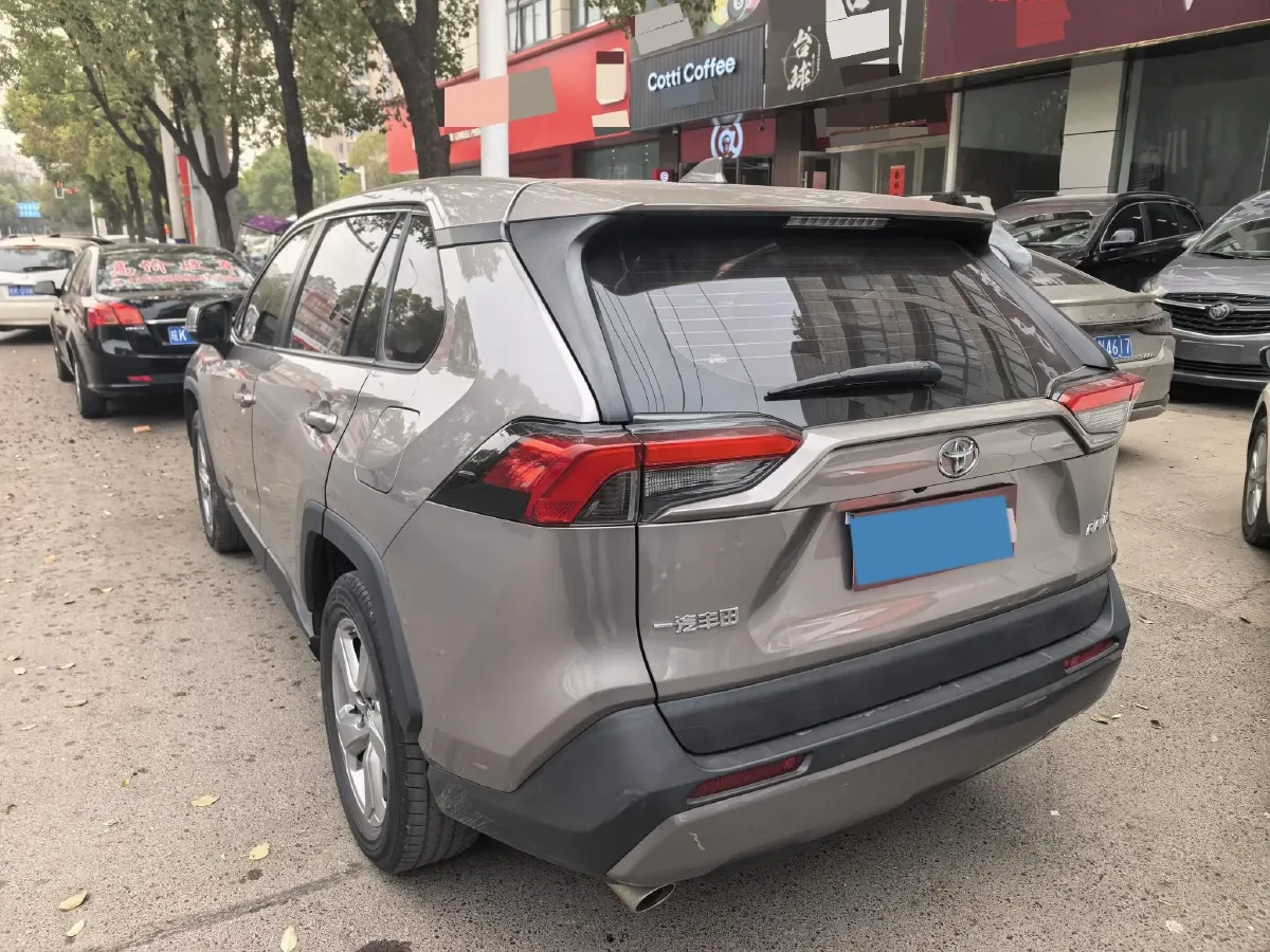 2021 Toyota RAV4 2.0L 171HP L4 CVT,autocango,china used car exporter,china ev exporter,chinese used car exporter,chinese used ev exporter