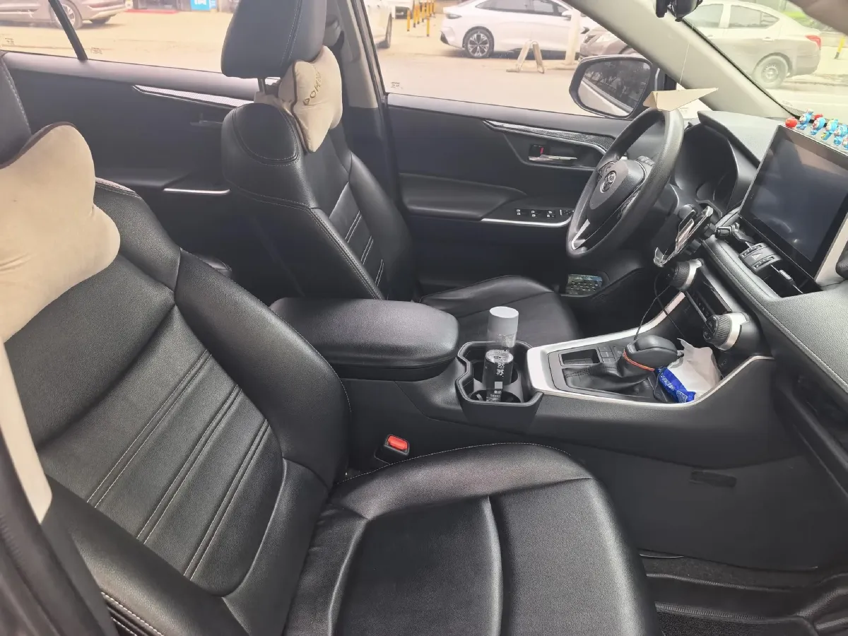 2021 Toyota RAV4 2.0L 171HP L4 CVT,autocango,china used car exporter,china ev exporter,chinese used car exporter,chinese used ev exporter