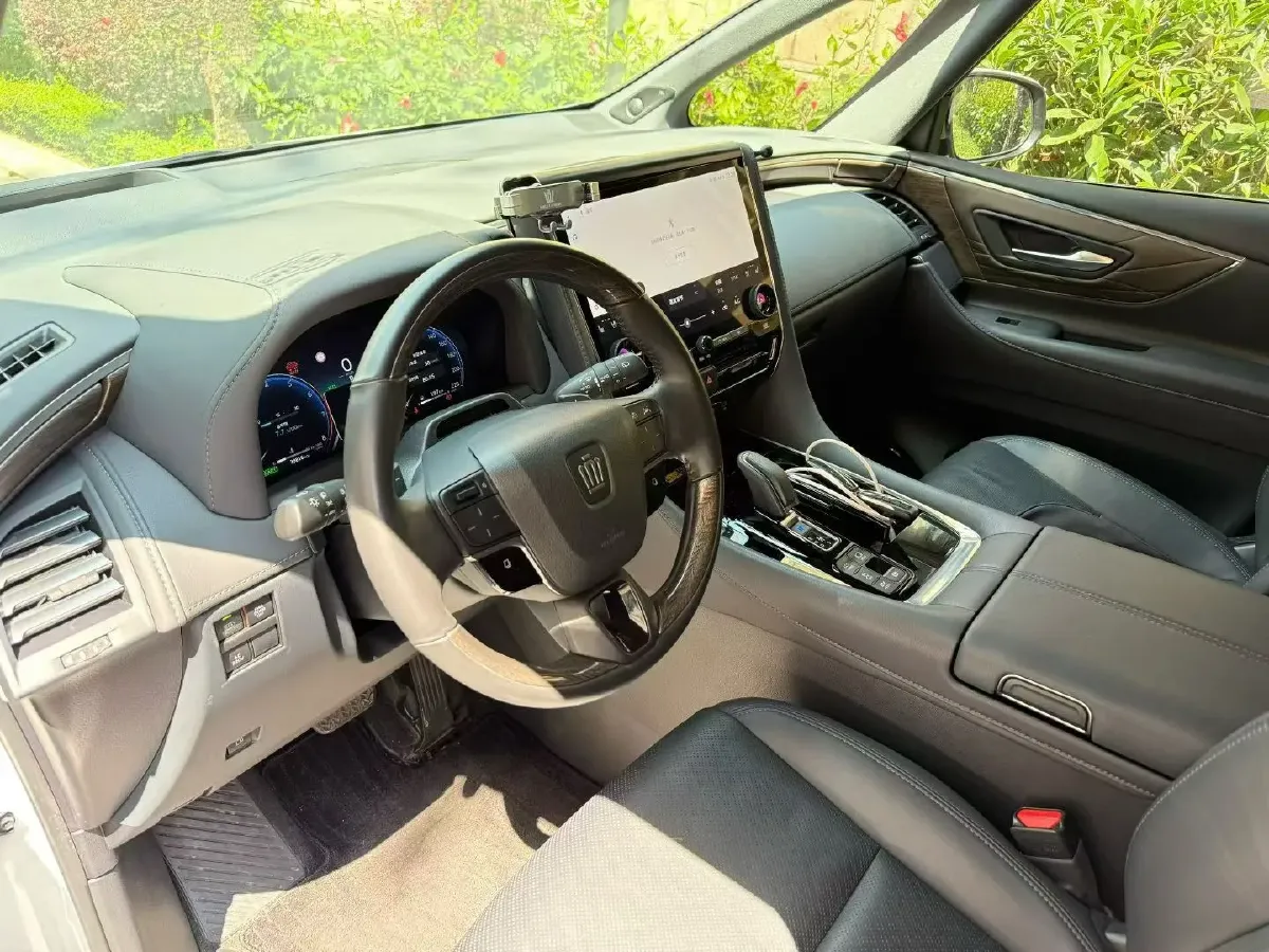 2024 Toyota Vellfire 2.5L 190HP L4 E-CVT Hybrid,autocango,china used car exporter,china ev exporter,chinese used car exporter,chinese used ev exporter