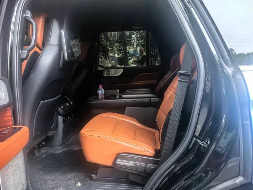 2018 Lincoln Navigator 3.5T 415HP V6 10AT,autocango,china used car exporter,china ev exporter,chinese used car exporter,chinese used ev exporter