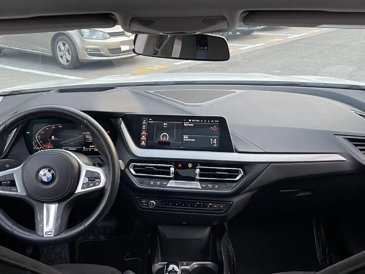 2021 BMW 2 Series 2.0T 192HP L4 7DCT,autocango,china used car exporter,china ev exporter,chinese used car exporter,chinese used ev exporter