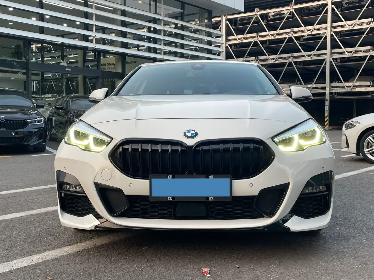 2021 BMW 2 Series 2.0T 192HP L4 7DCT,autocango,china used car exporter,china ev exporter,chinese used car exporter,chinese used ev exporter
